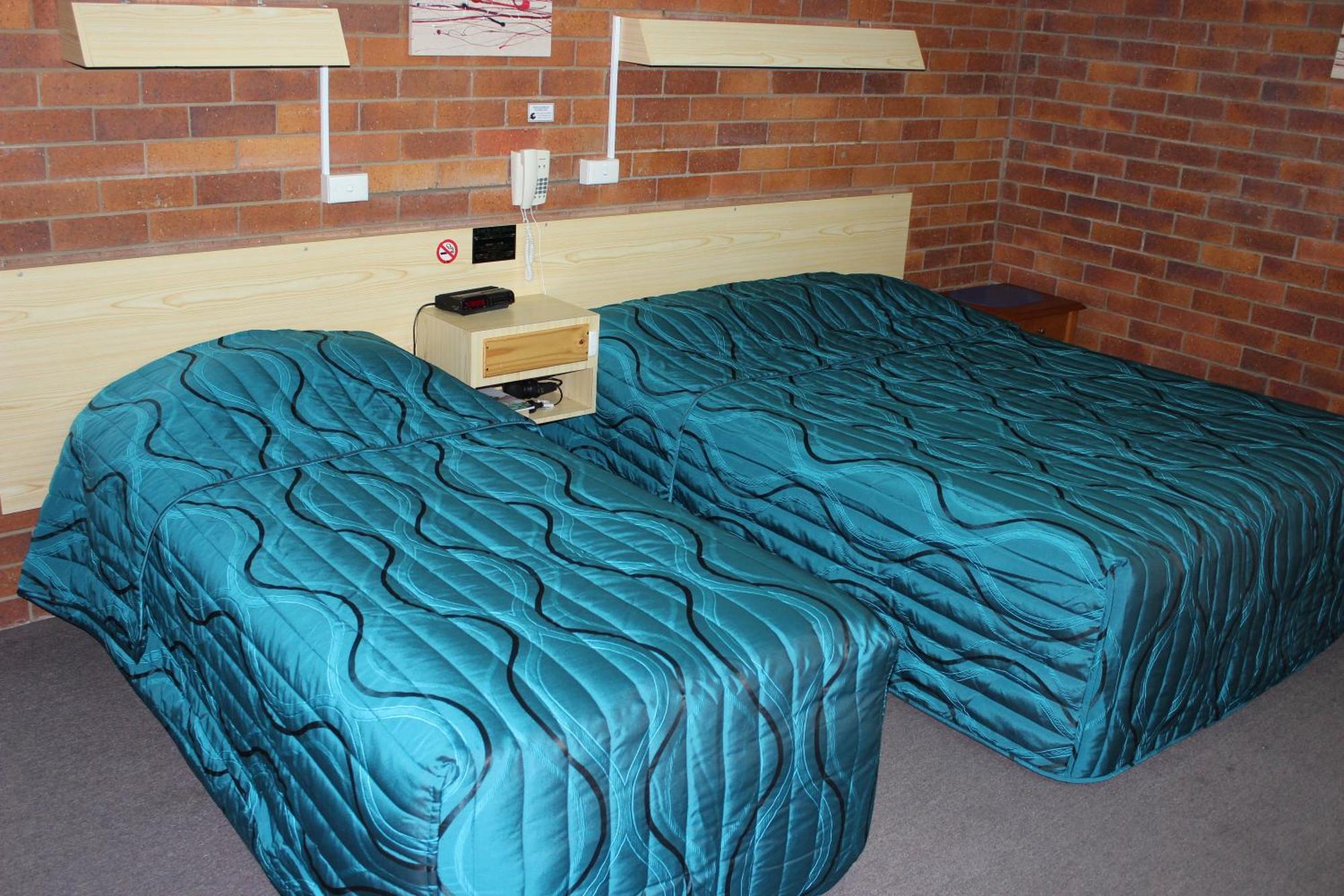 Glen Innes Lodge Motel Kamer foto