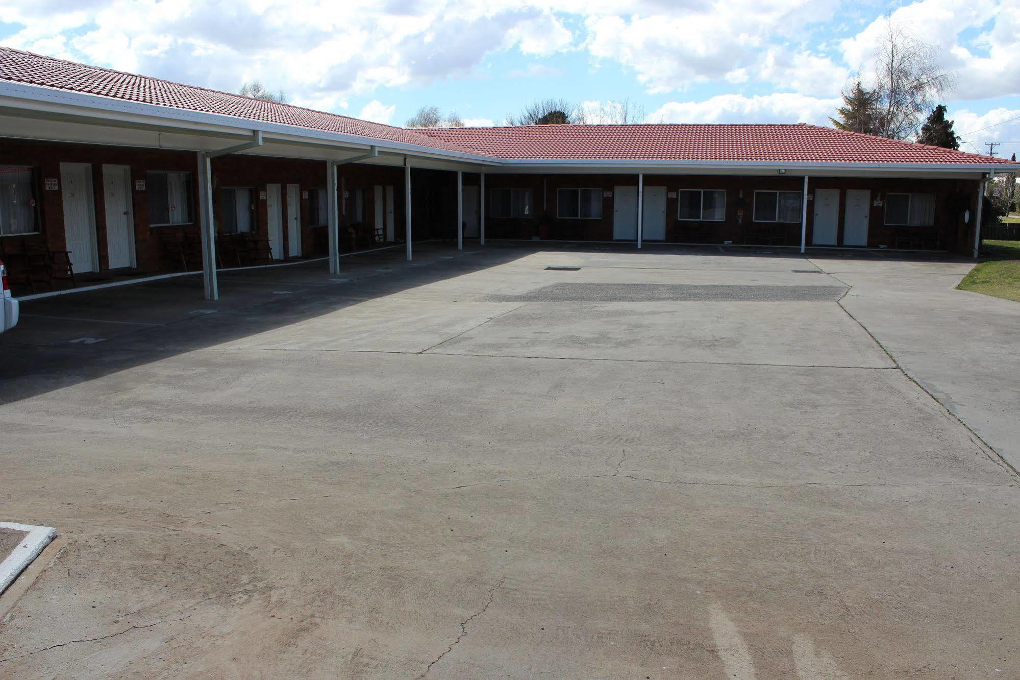 Glen Innes Lodge Motel Buitenkant foto